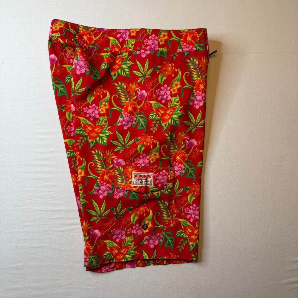 DGK Board Shorts Mens 32 Red Hawaiian Floral Print‎ Permanent Vacation Surf Swim - Picture 4 of 9